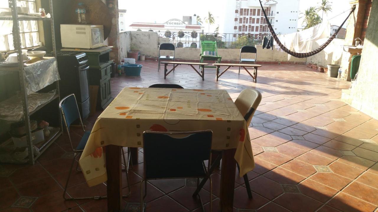 Hostal Enjoy Vallarta 19 Puerto Vallarta Bagian luar foto